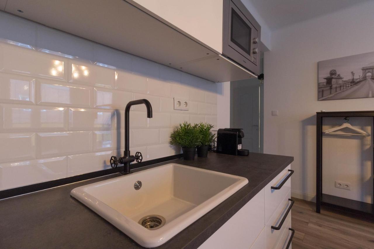 Standard Apartment By Hi5 - Madach Βουδαπέστη Εξωτερικό φωτογραφία