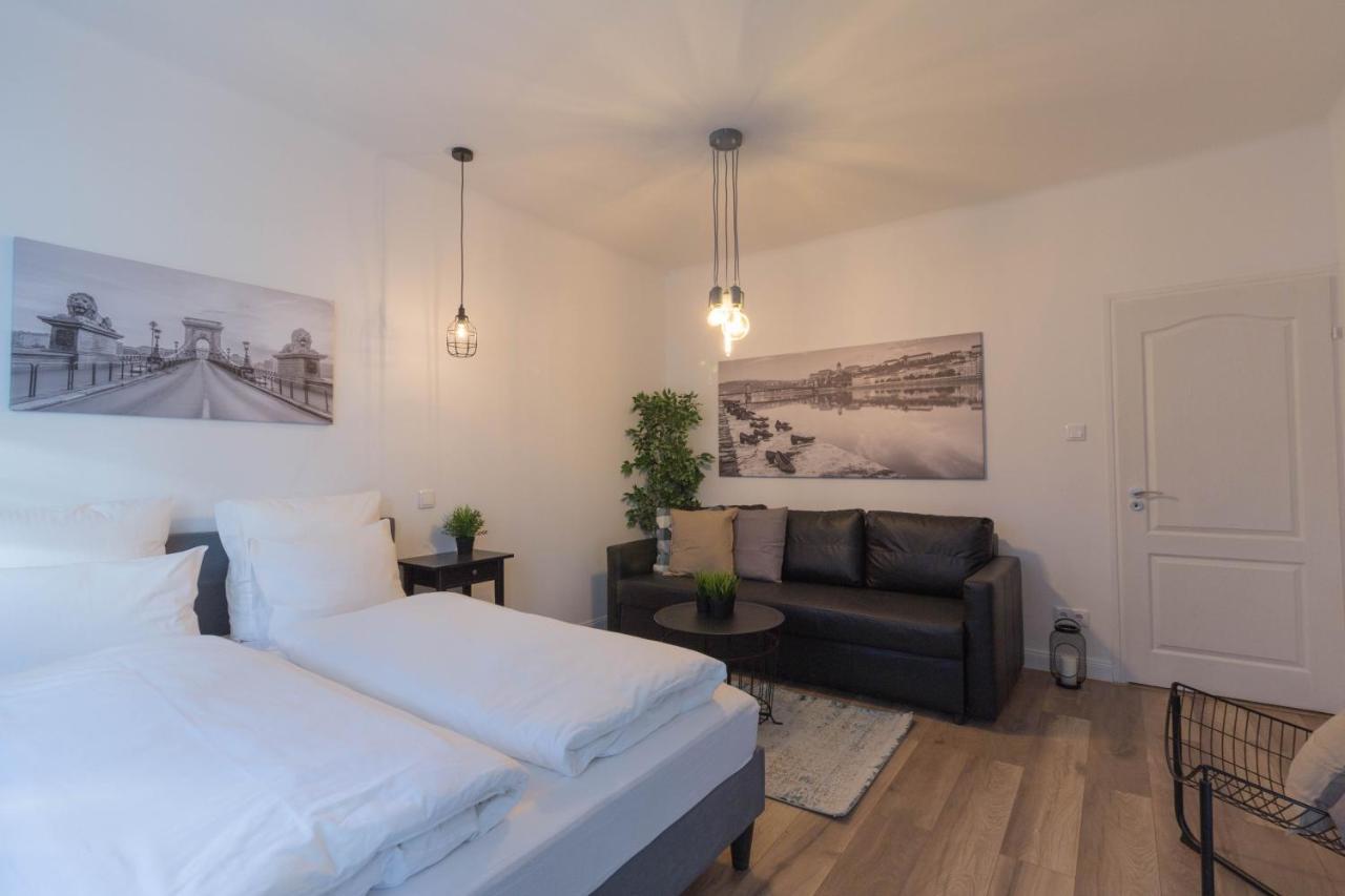 Standard Apartment By Hi5 - Madach Βουδαπέστη Εξωτερικό φωτογραφία