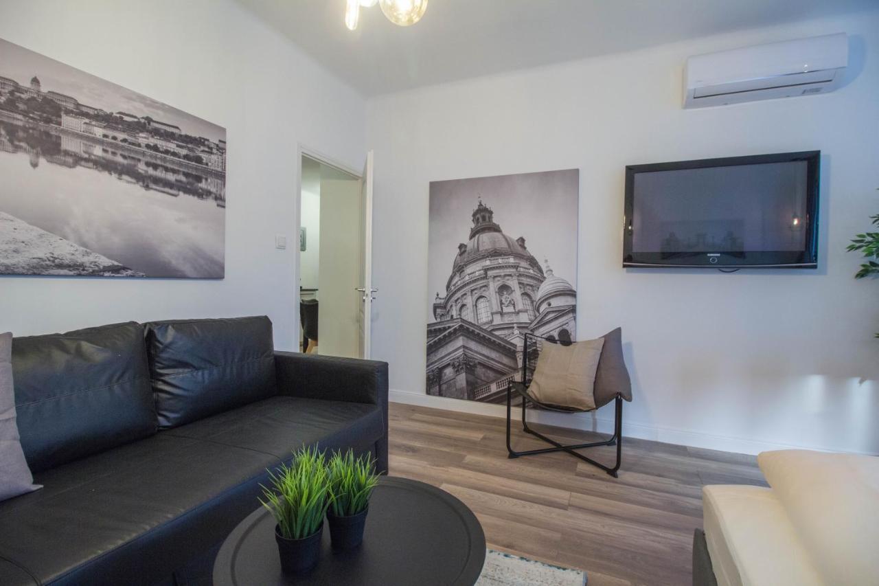 Standard Apartment By Hi5 - Madach Βουδαπέστη Εξωτερικό φωτογραφία