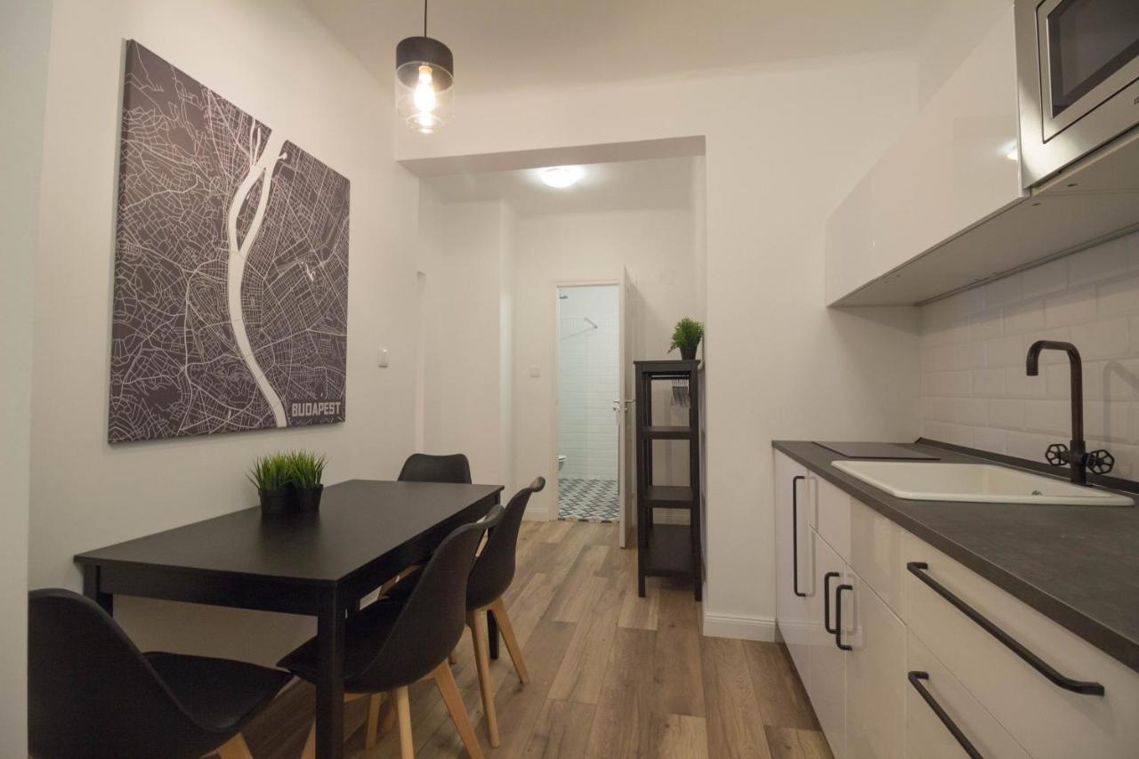 Standard Apartment By Hi5 - Madach Βουδαπέστη Εξωτερικό φωτογραφία
