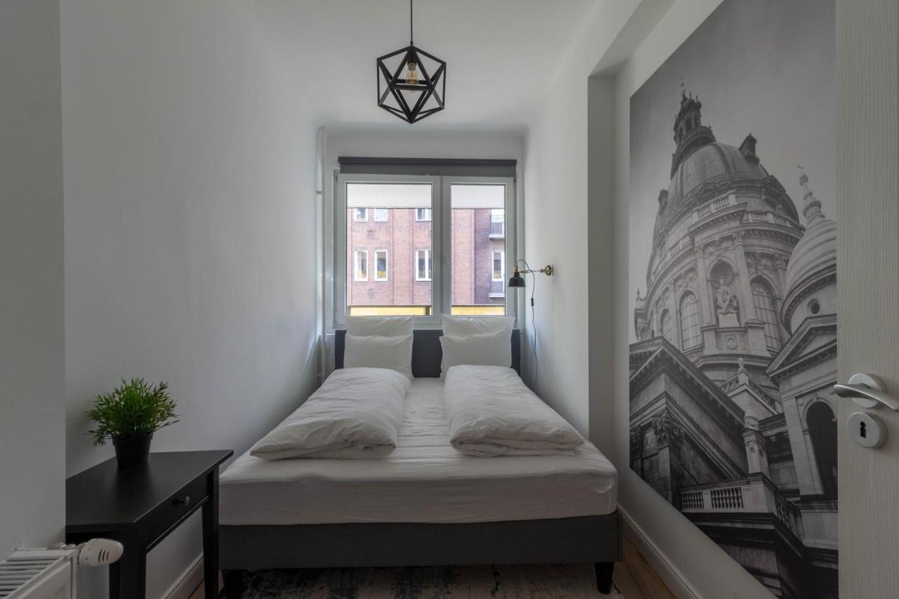 Standard Apartment By Hi5 - Madach Βουδαπέστη Εξωτερικό φωτογραφία