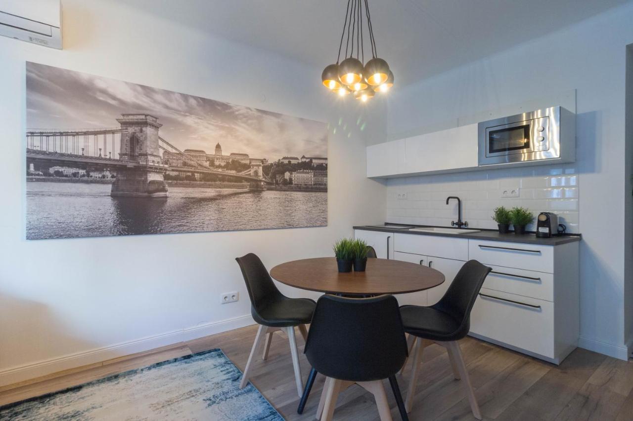 Standard Apartment By Hi5 - Madach Βουδαπέστη Εξωτερικό φωτογραφία